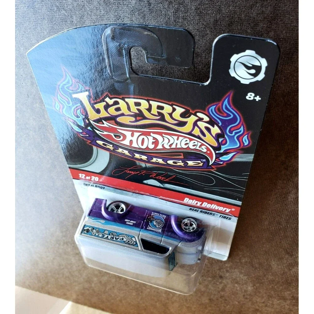 2009 Hot Wheels DAIRY DELIVERY MTFLK Silver / Purple LARRY'S GARAGE #12/20 RR5SP